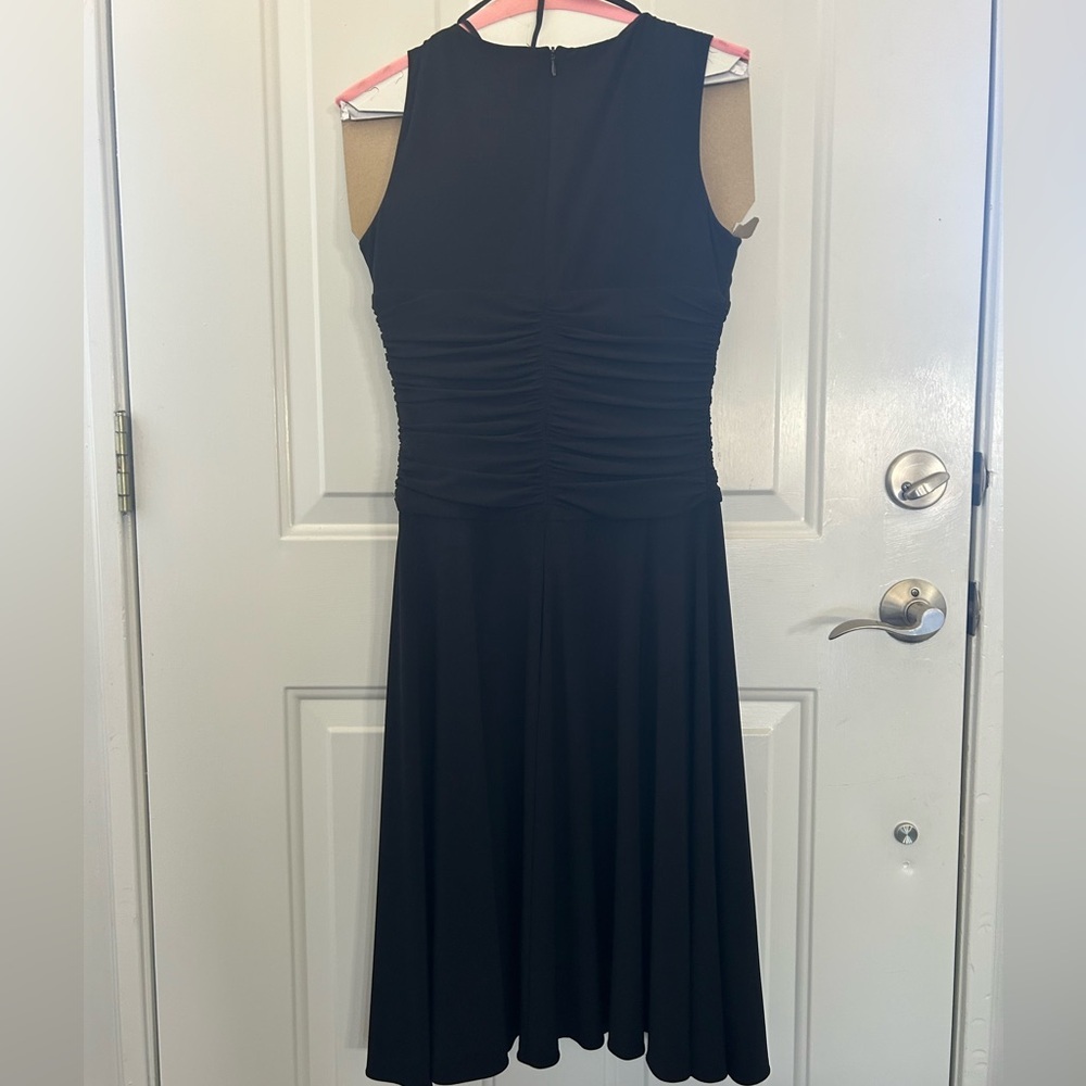 Jessica Howard Evenings Black Sleeveless Dress with Embellished Waist Size 8 - Picture 4 of 7